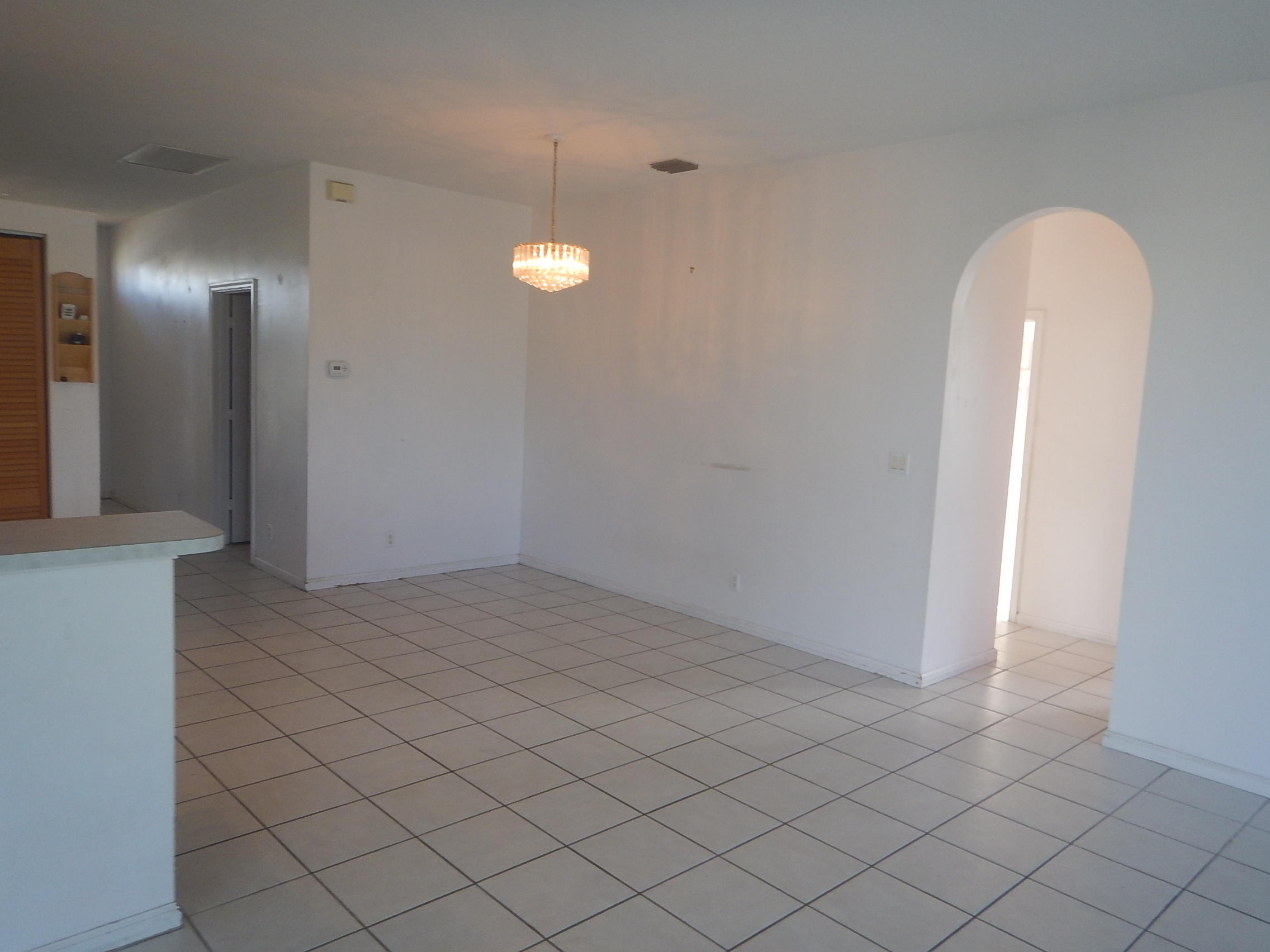 1196 Hatteras Circle West Palm Beach, FL 33413 - Photo 6 of 29 DSCN0875