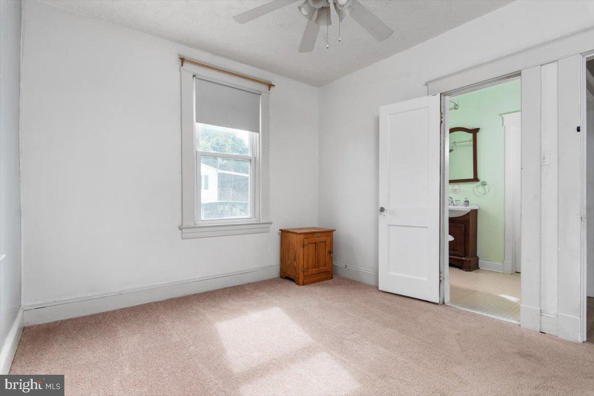 205 Charles Road Linthicum Heights, MD 21090 - Photo 17 of 33 Gallery Image 17