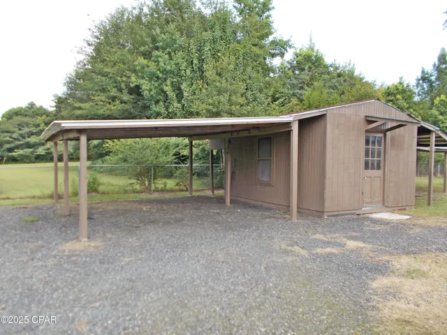 $84,900 | 2415 Berry Lane, Marianna, FL 32448