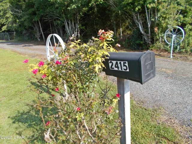 $84,900 | 2415 Berry Lane, Marianna, FL 32448