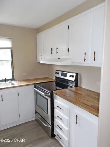 $84,900 | 2415 Berry Lane, Marianna, FL 32448