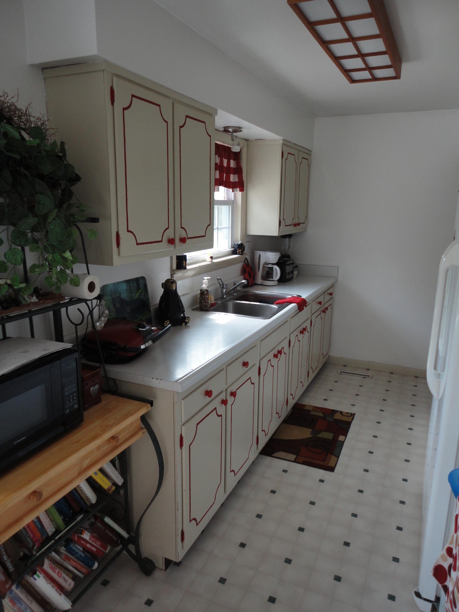 137 Old Colony Road Gaylord, MI 49735 - Photo 15 of 27 Gallery Image 15