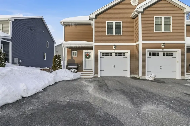 $560,000 | 13 Beverlys Way, Unit 13, Lakeville, MA 02347