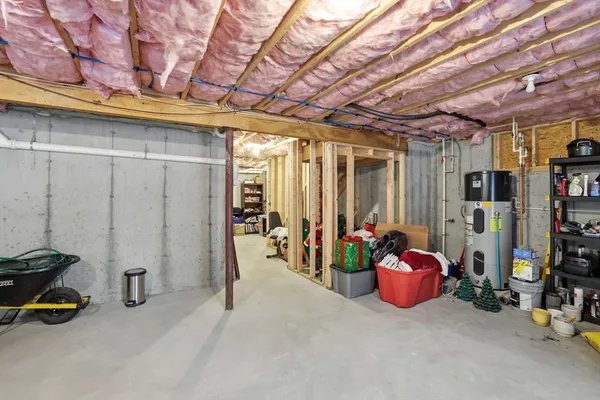 $560,000 | 13 Beverlys Way, Unit 13, Lakeville, MA 02347