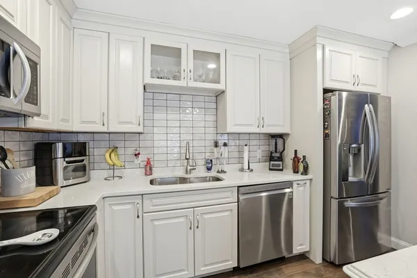 $560,000 | 13 Beverlys Way, Unit 13, Lakeville, MA 02347