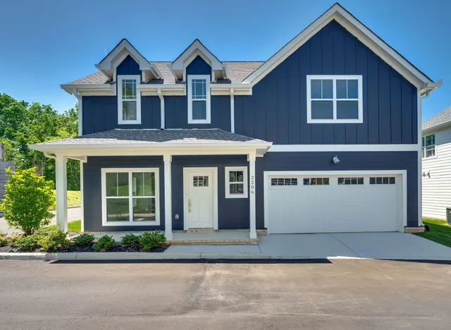 $519,500 | 2206 Chadwell Station Lane, Madison, TN 37115
