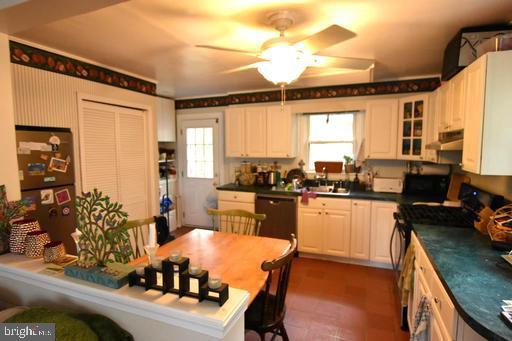 10626 South Dunmoor Drive Silver Spring, MD 20901 - Photo 4 of 10
