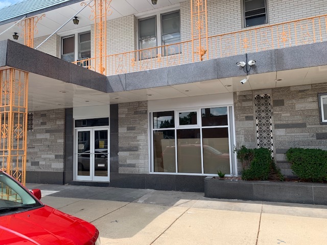 6227 Cermak Road, Unit 300 Berwyn, IL 60402 - Photo 2 of 12