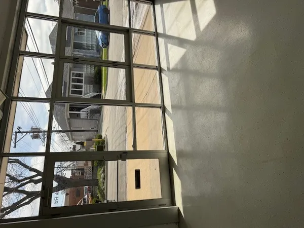 $2,700 | 6227 Cermak Road, Unit 300, Berwyn, IL 60402