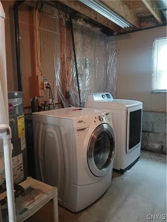 $2,800 | 8244 Mantova Drive, Clay, NY 13041