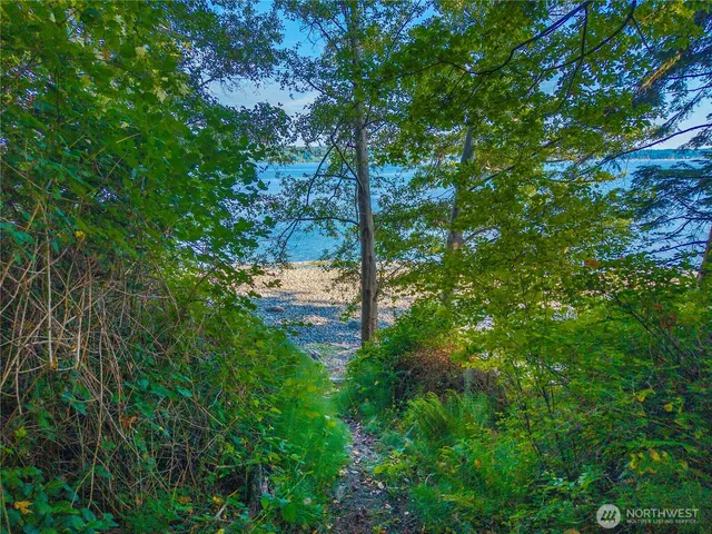 $1,258,000 | 131 Linda Vw Lane, Port Ludlow, WA 98365