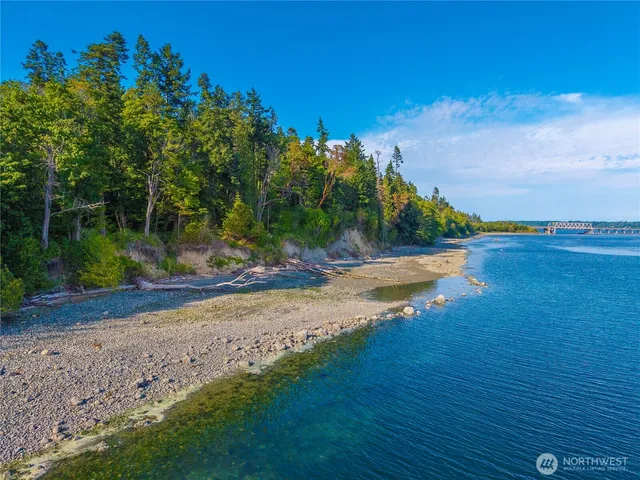 $1,258,000 | 131 Linda Vw Lane, Port Ludlow, WA 98365