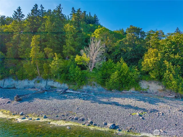 $1,258,000 | 131 Linda Vw Lane, Port Ludlow, WA 98365