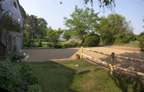 210 Head Of Pond Road Tisbury, MA 02568 - Photo 16 of 27 Gallery Image 16