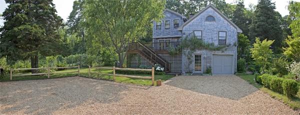 210 Head Of Pond Road Tisbury, MA 02568 - Photo 17 of 27 Gallery Image 17
