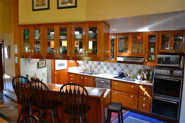 210 Head Of Pond Road Tisbury, MA 02568 - Photo 7 of 27 Gallery Image 7