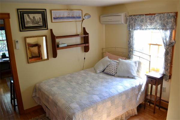 210 Head Of Pond Road Tisbury, MA 02568 - Photo 10 of 27 Gallery Image 10