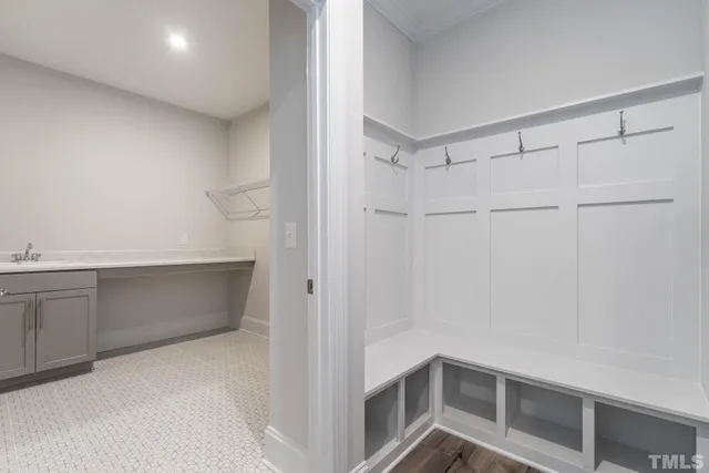 a view of an empty walk in closet