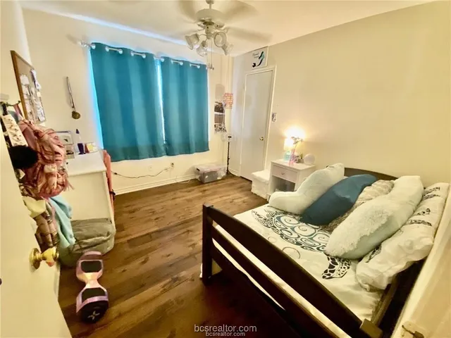 $1,400 | 403 Park Road, Unit A, College Station, TX 77840