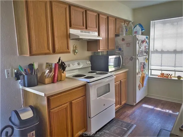 $1,400 | 403 Park Road, Unit A, College Station, TX 77840