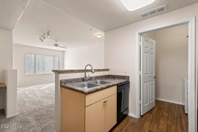 $1,200 | 18416 North Cave Creek Road, Unit 2038, Phoenix, AZ 85032