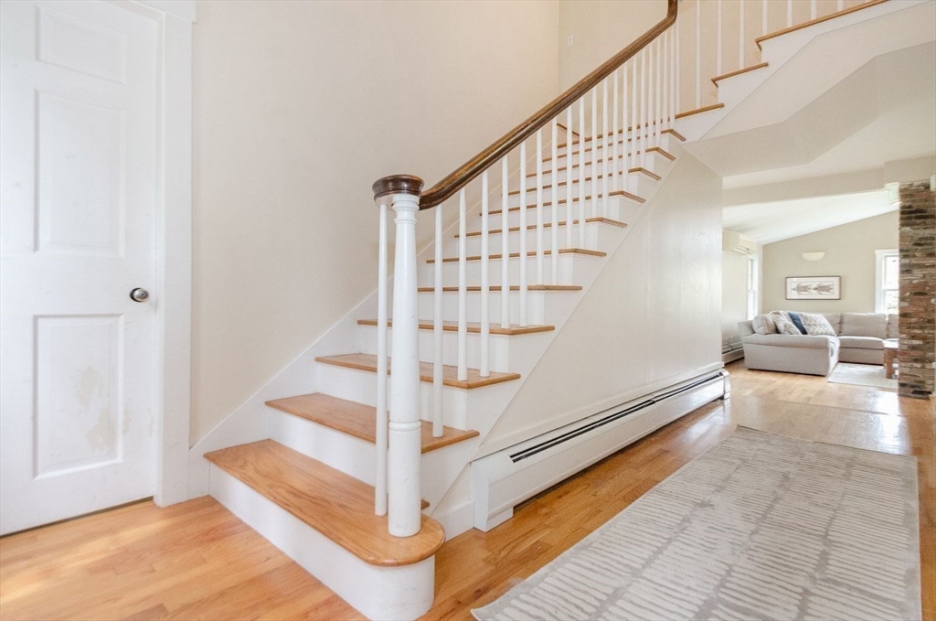19 Register Road Marion, MA 02738 - Photo 10 of 32