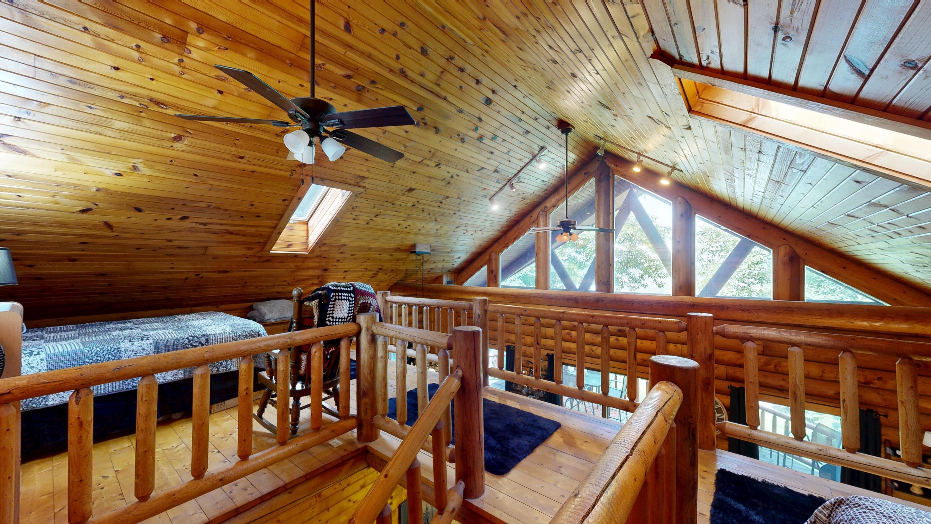 20643 Deer Island View Road Seneca, WI 54626 - Photo 20 of 61 Loft