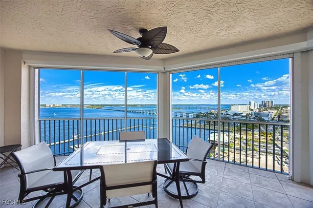 $3,000 | 2090 West First Street, Unit 1810, Fort Myers, FL 33901