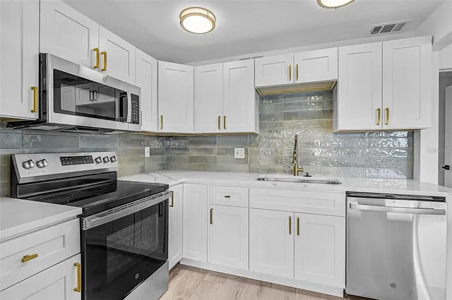 $449,000 | 500 Park Boulevard South, Unit 93, Venice, FL 34285