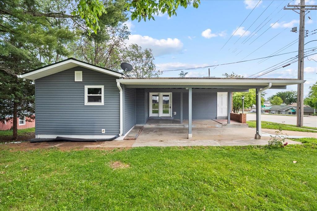 1818 Ashby Road St. Louis, MO 63114 - Photo 3 of 33 Gallery Image 3