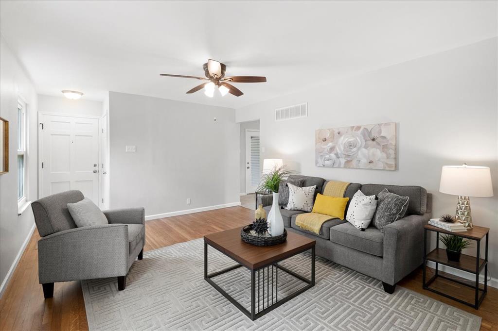 1818 Ashby Road St. Louis, MO 63114 - Photo 5 of 33 Gallery Image 5