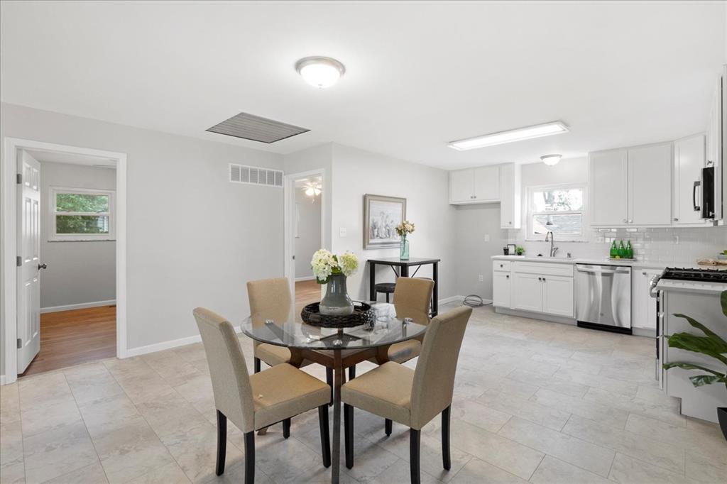 1818 Ashby Road St. Louis, MO 63114 - Photo 8 of 33 Gallery Image 8