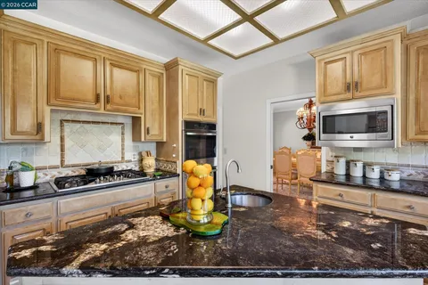 $2,998,800 | 5303 Blackhawk Drive, Danville, CA 94506