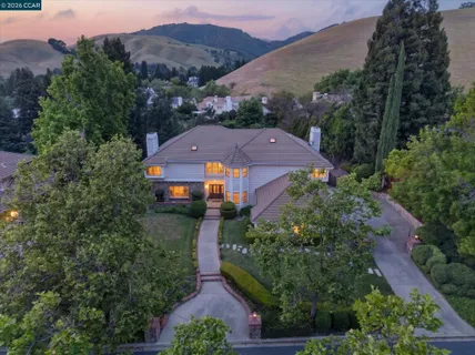 $2,998,800 | 5303 Blackhawk Drive, Danville, CA 94506