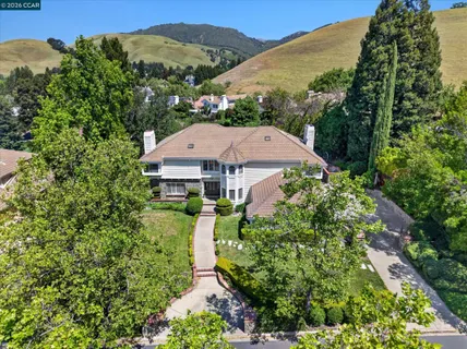 $2,998,800 | 5303 Blackhawk Drive, Danville, CA 94506