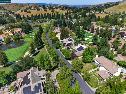 $2,998,800 | 5303 Blackhawk Drive, Danville, CA 94506