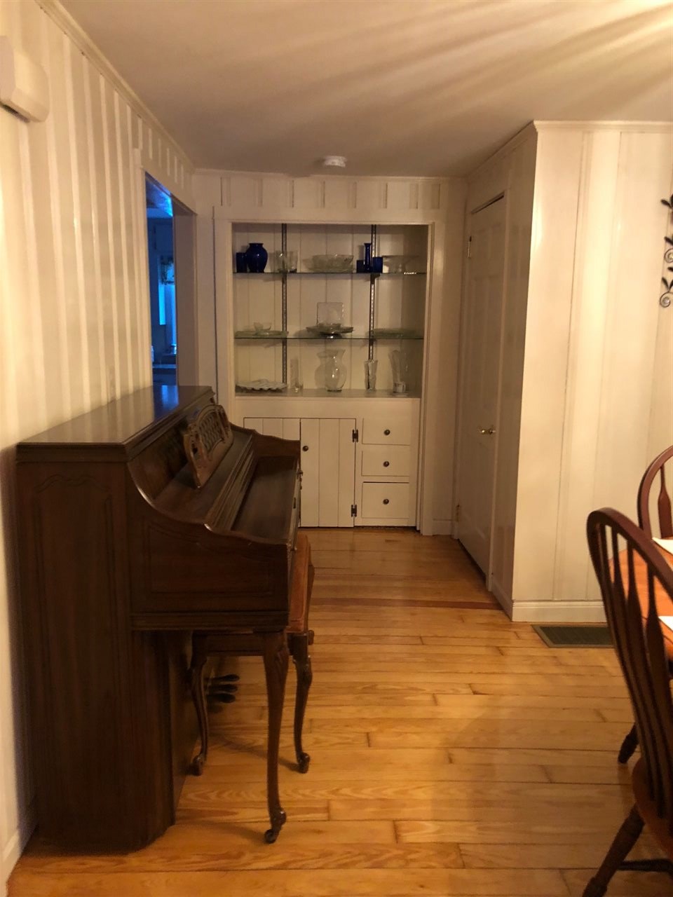 79 Bay Hill Road Alton, NH 03810 - Photo 8 of 12