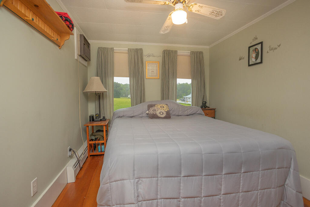 293 Franklin Road Jay, ME 04239 - Photo 16 of 41 sandyriverrealty-27