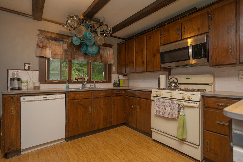 293 Franklin Road Jay, ME 04239 - Photo 2 of 41 sandyriverrealty-15