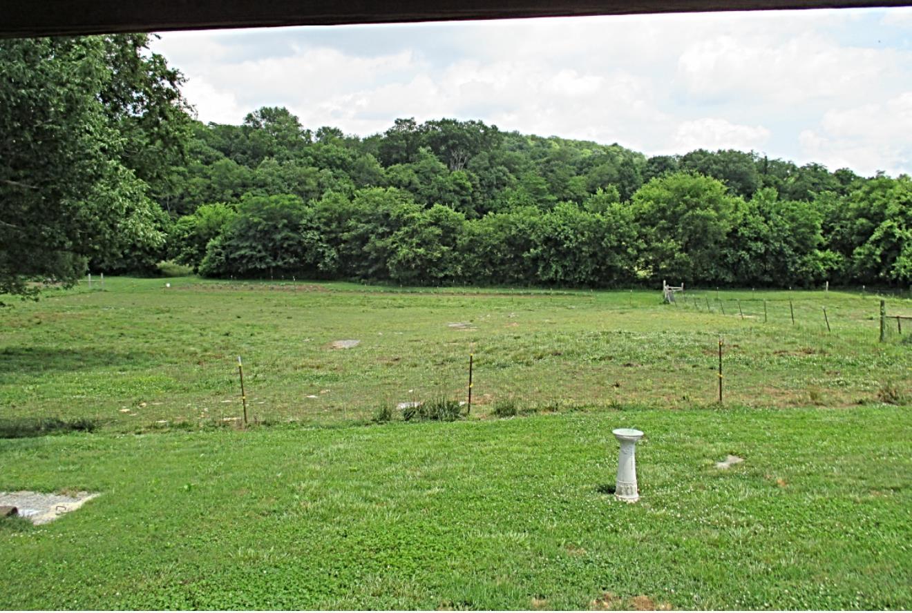 1933 C Chicken Road Lebanon, TN 37090 - Photo 9 of 10