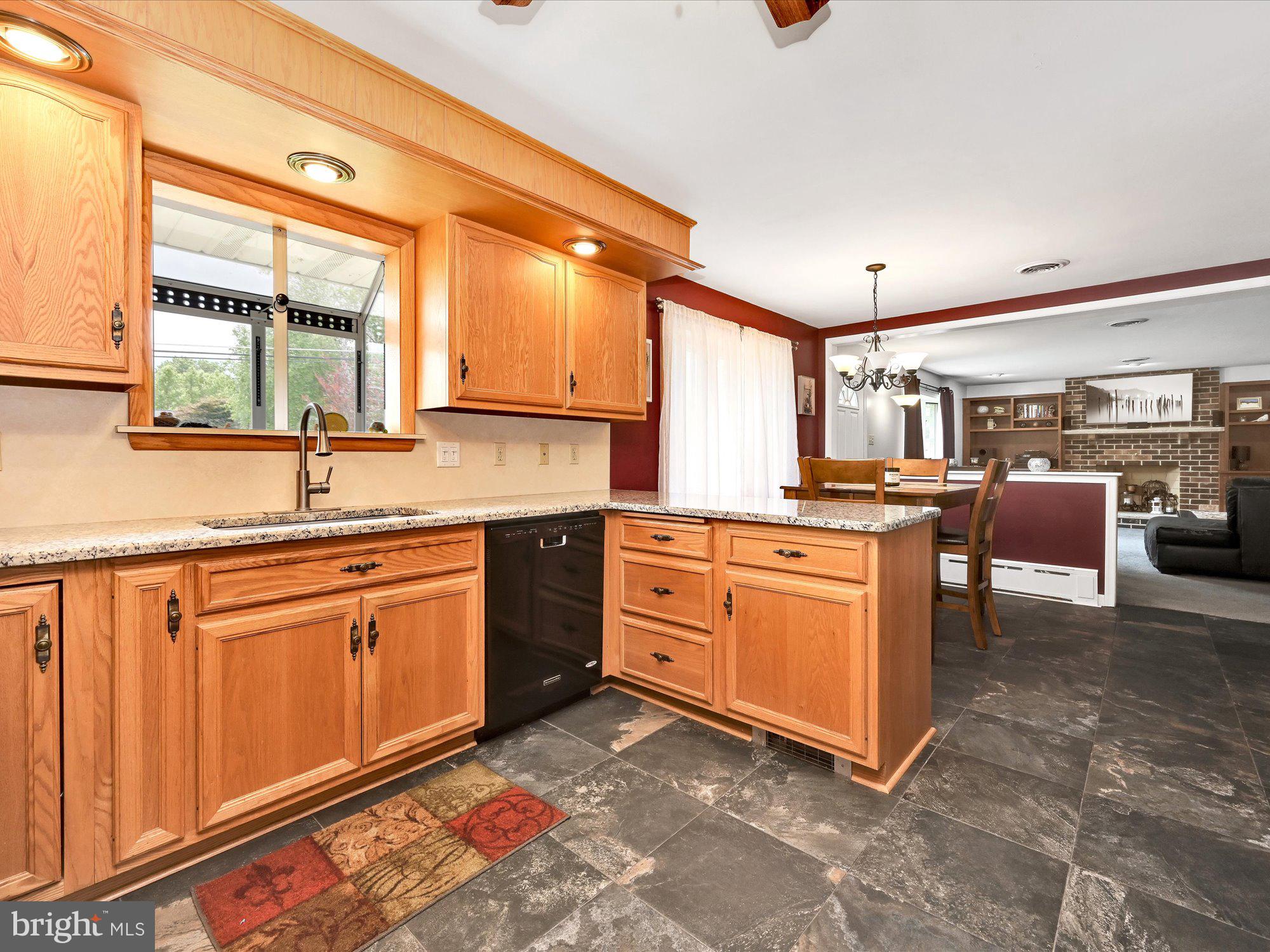 850 North Church Road Reading, PA 19608 - Photo 5 of 21