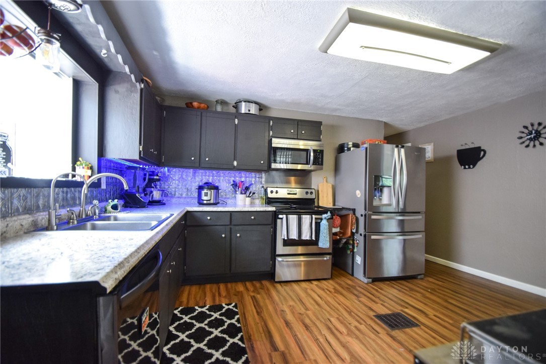 755 Shrine Road Springfield, OH 45504 - Photo 13 of 42