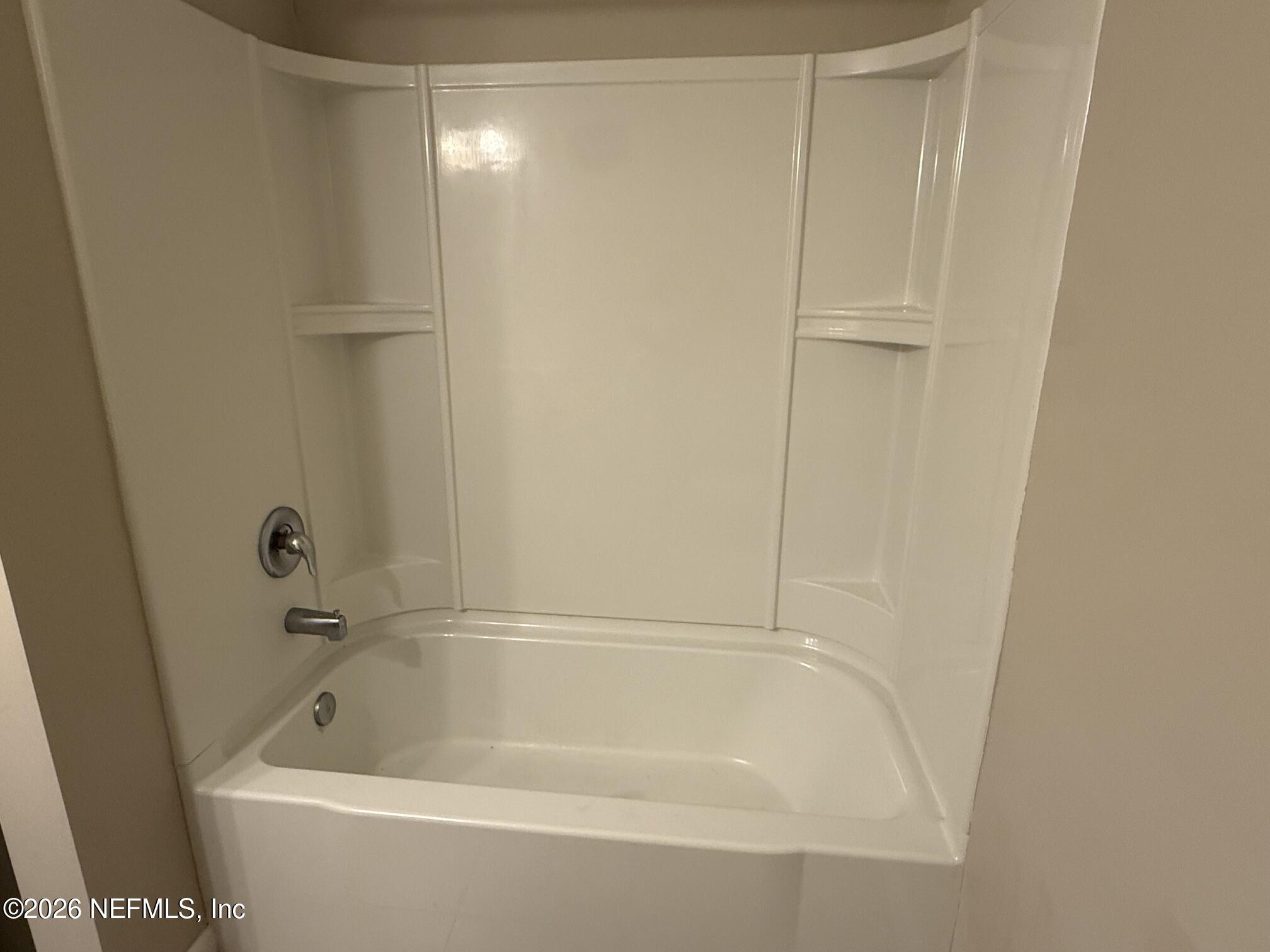 3145 Ravines Road, Unit 3422 Middleburg, FL 32068 - Photo 6 of 8 shower/tub combo