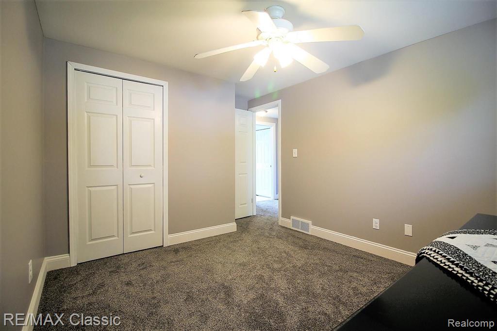 40611 West 10 Mile Road Novi, MI 48375 - Photo 37 of 42