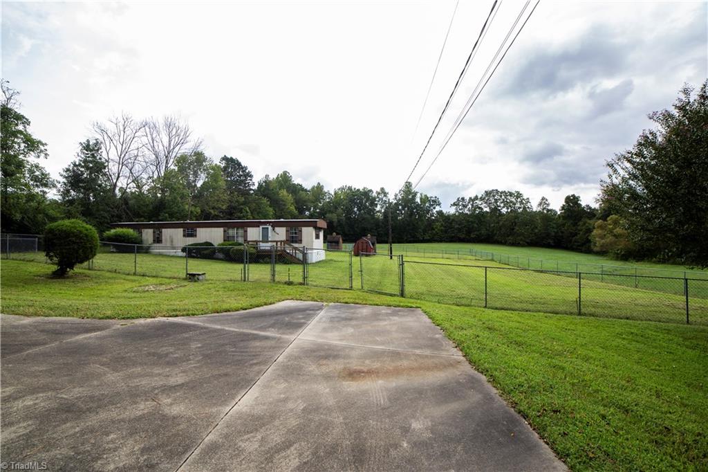 3401 Tuttle Road Archdale, NC 27263 - Photo 19 of 21 Gallery Image 19