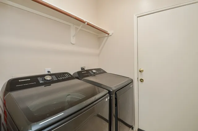 $2,300 | 2019 Magnolia Crest Lane, Sugar Land, TX 77478