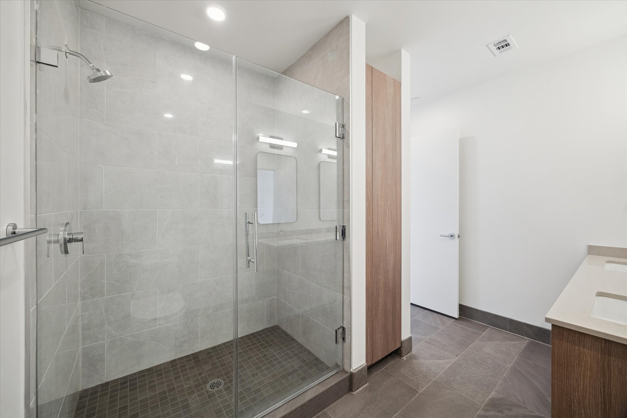 1 Riva Row, Unit 1117 Spring, TX 77380 - Photo 11 of 43