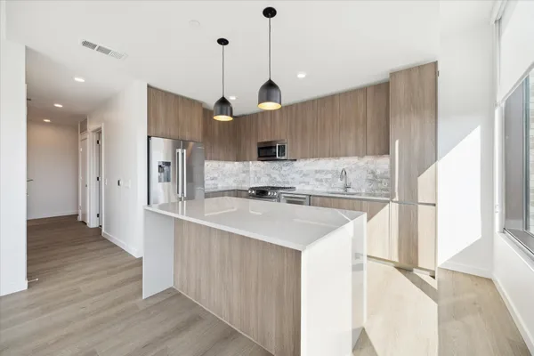 $4,766 | 1 Riva Row, Unit 1117, Spring, TX 77380