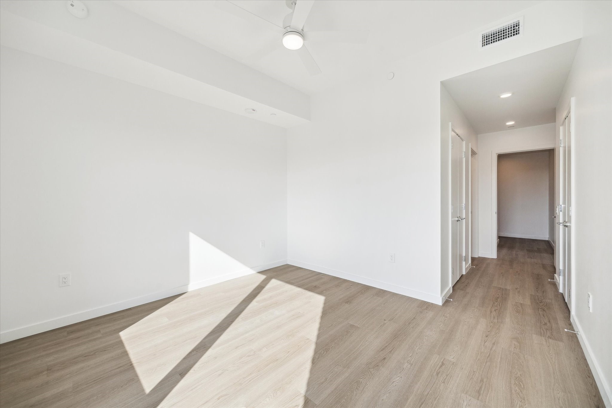 1 Riva Row, Unit 1117 Spring, TX 77380 - Photo 9 of 43