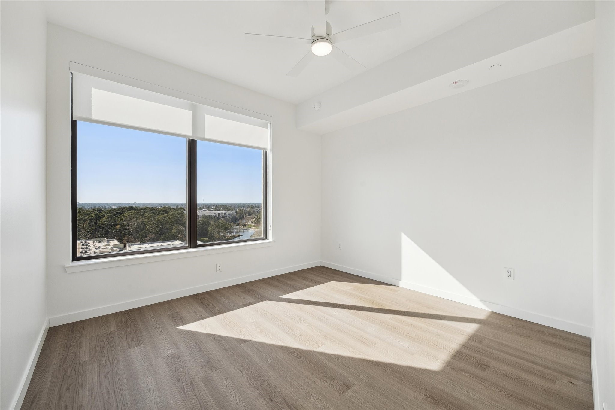 1 Riva Row, Unit 1117 Spring, TX 77380 - Photo 10 of 43